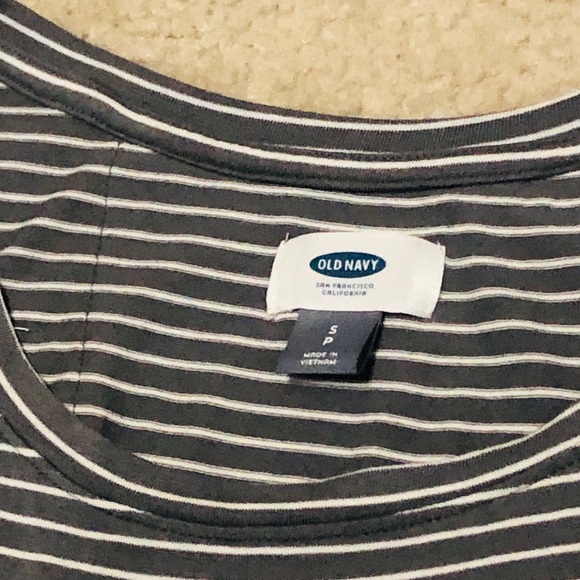 Old navy stripe top - Picture 2 of 3